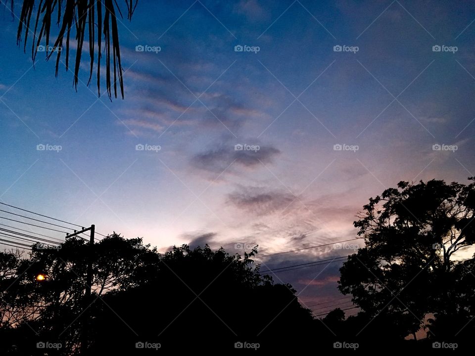 🌅Desperte, Jundiaí. 
Que a jornada diária possa valer a pena!
🍃
#sol #sun #sky #céu #photo #nature #morning #alvorada #natureza #horizonte #fotografia #pictureoftheday #paisagem #inspiração #amanhecer #mobgraphy #mobgrafia #Jundiaí #AmoJundiaí