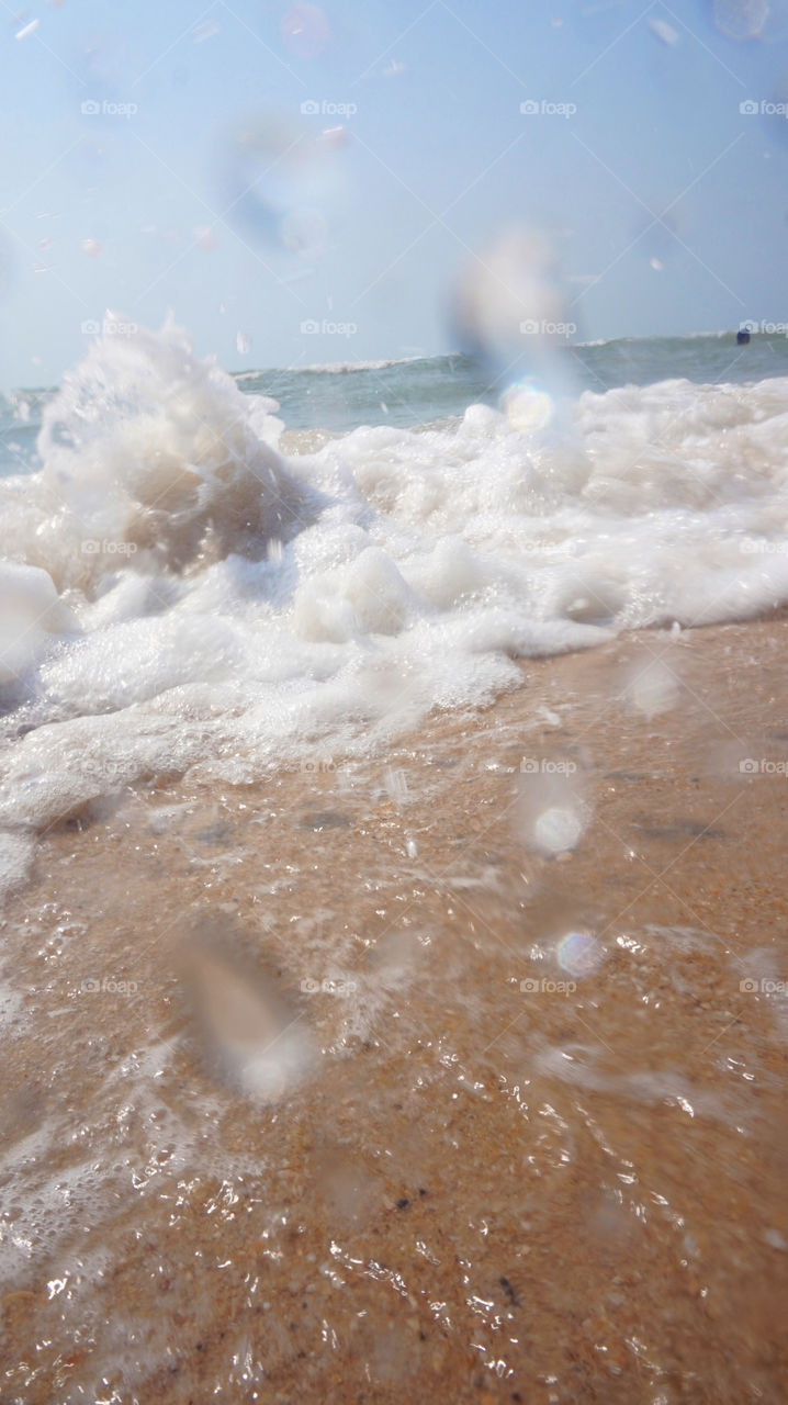 Sea foam wave