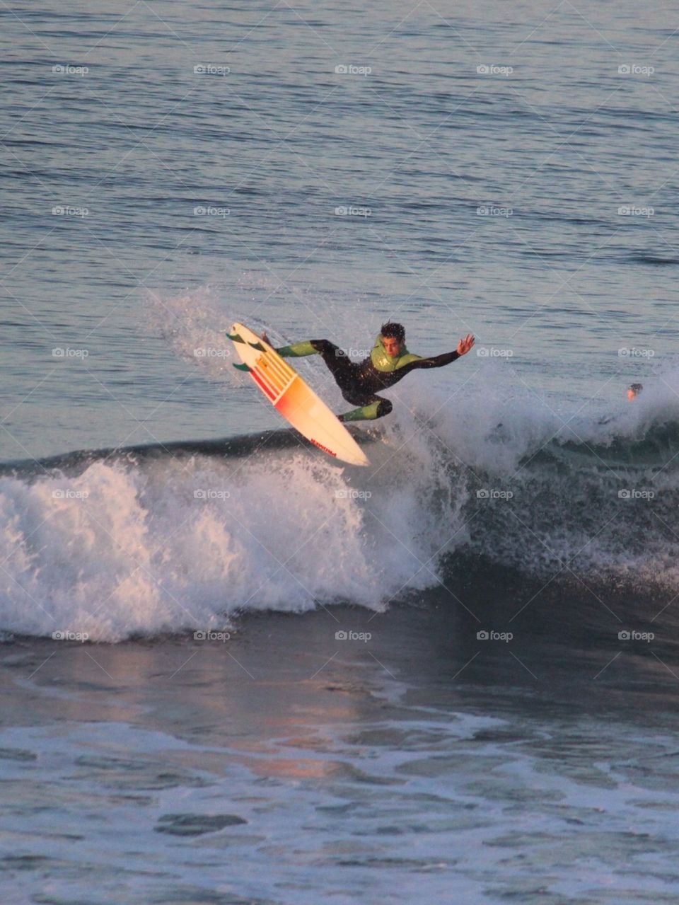Surfer boost