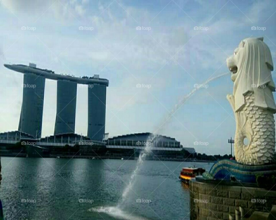 marina bay sends & icon  singapore