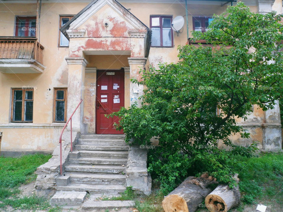 old residential two-storey house in the city of Kiev