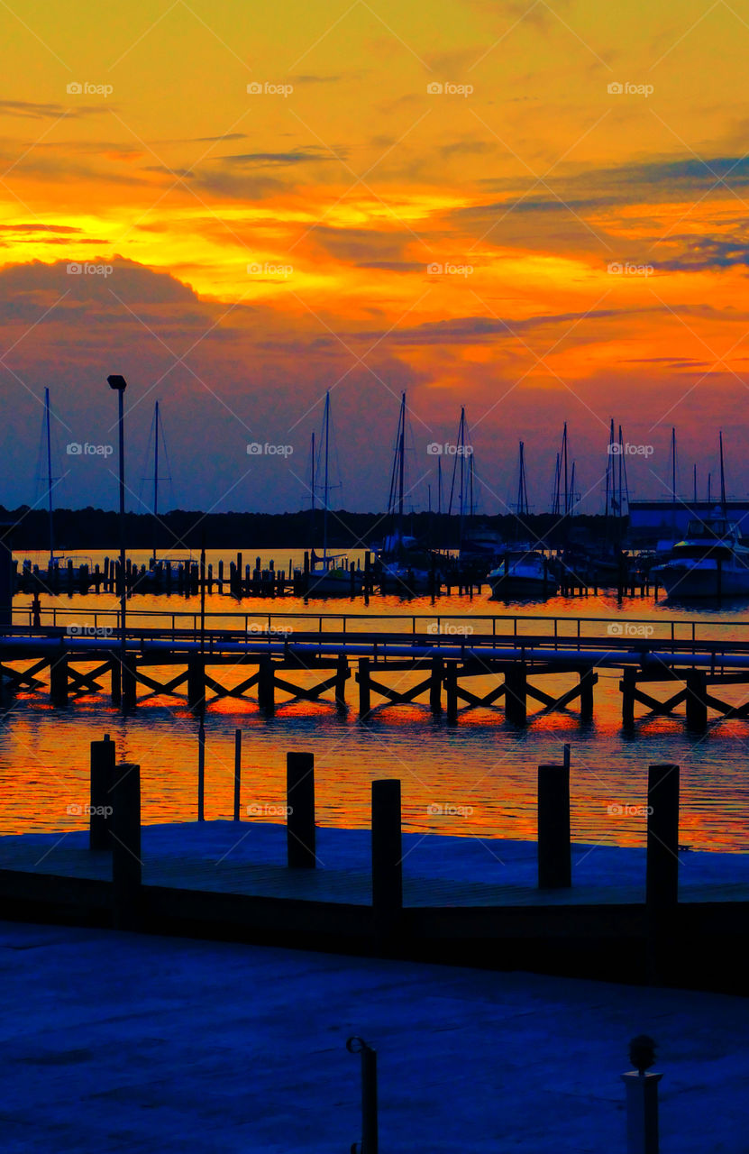 View of a harbor at the time of sunset