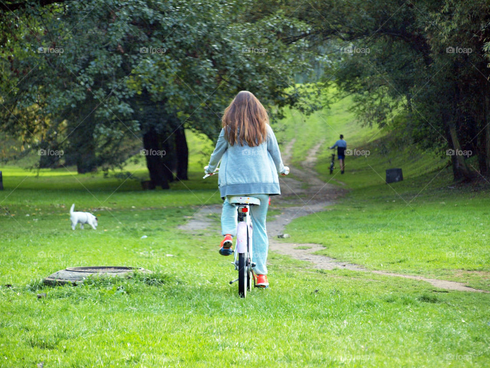 Girl on the bicycle