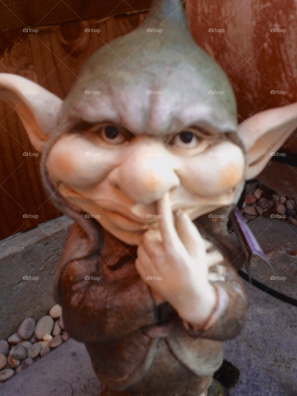 gnome gnome picking nose by iodon