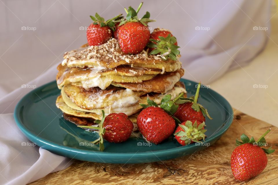 Pancakes with strawberry 