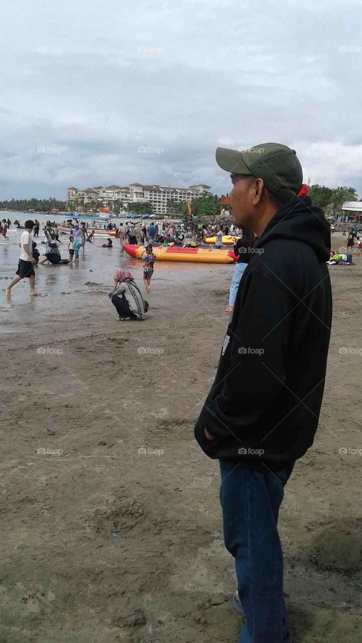 at Tanjung Lesung beach before the tsunami that killed members of a band that is quite famous in Indonesia at the turn of the year