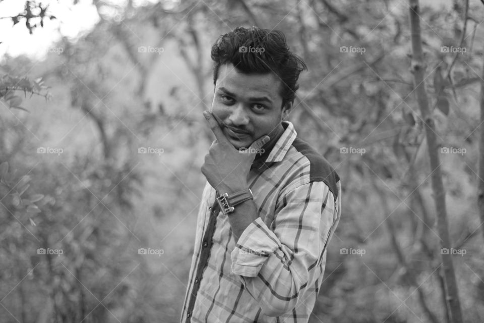 Marathi star Rohit photographer