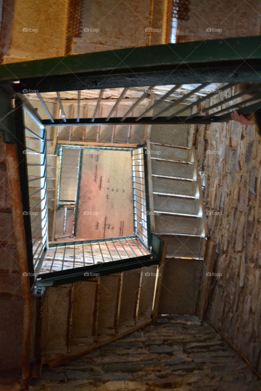 Square staircase