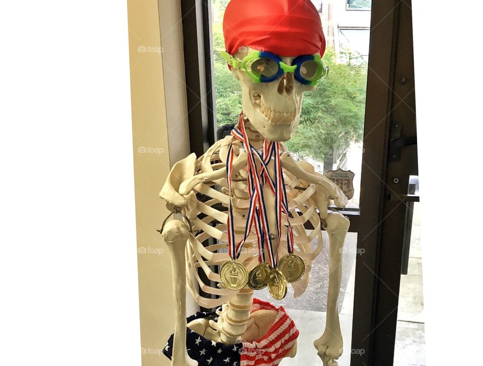 Skeleton as Olympic Seimmer