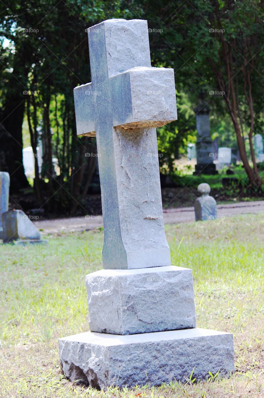 Marble Cross 