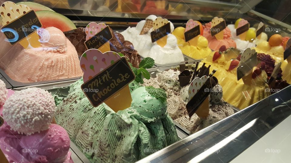 Gelato Bar