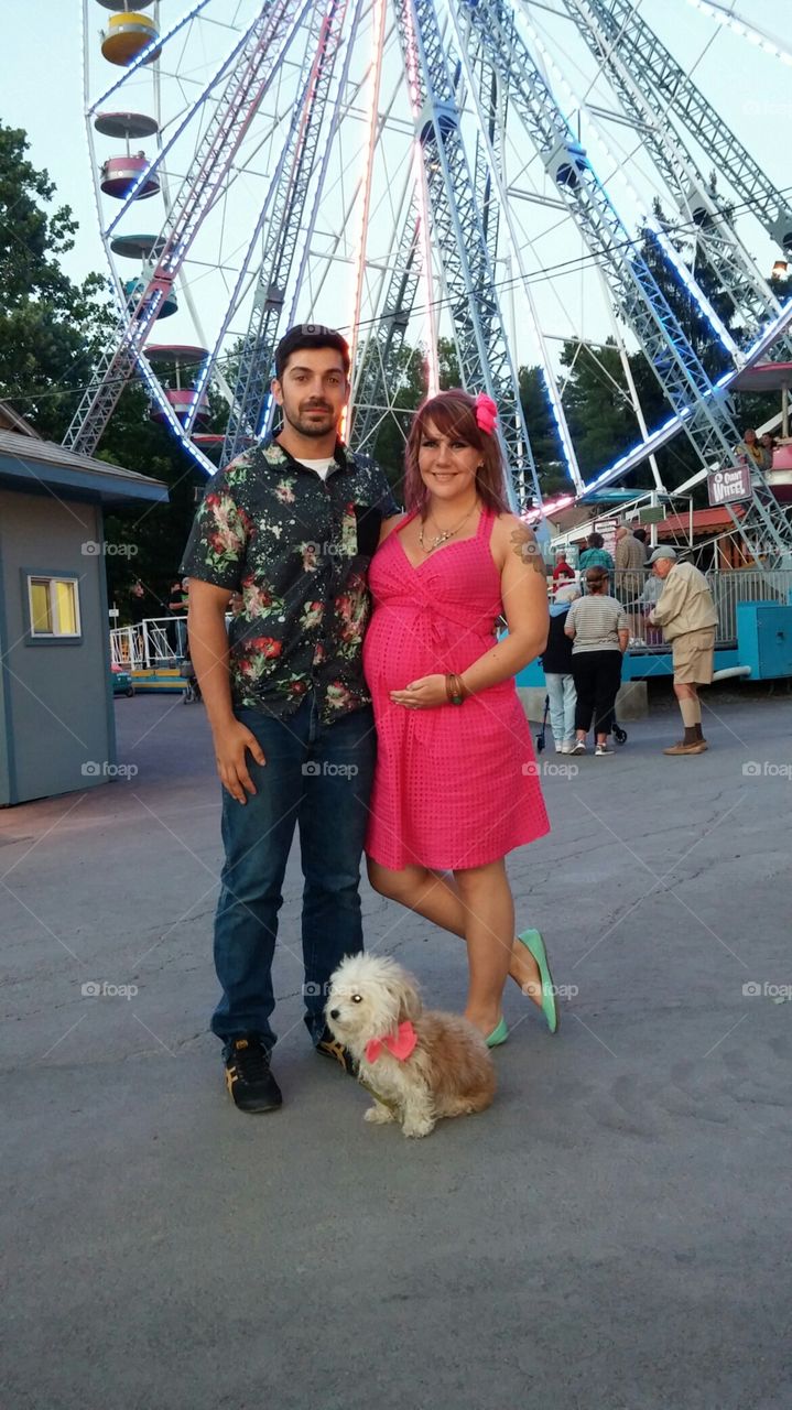 pregnant at the theme park. announcing our babies gender at Knoebels