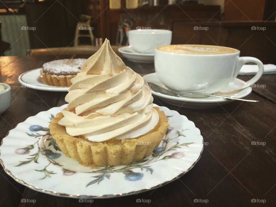 Lemon Meringue Pie and coffee