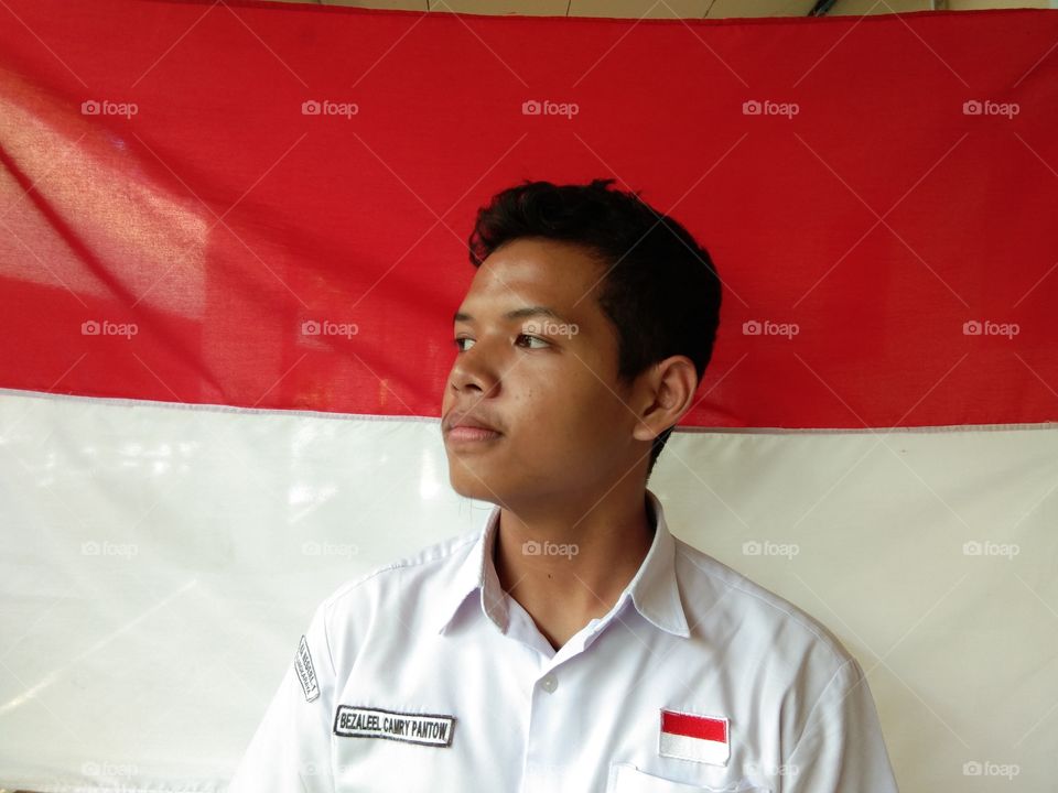 A picture of a Senior Highschool student celebrating the 73th Indenpendence Day of Indonesia
