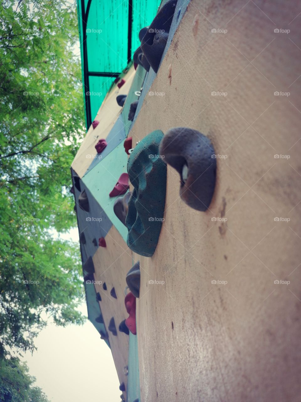 Climbing wall