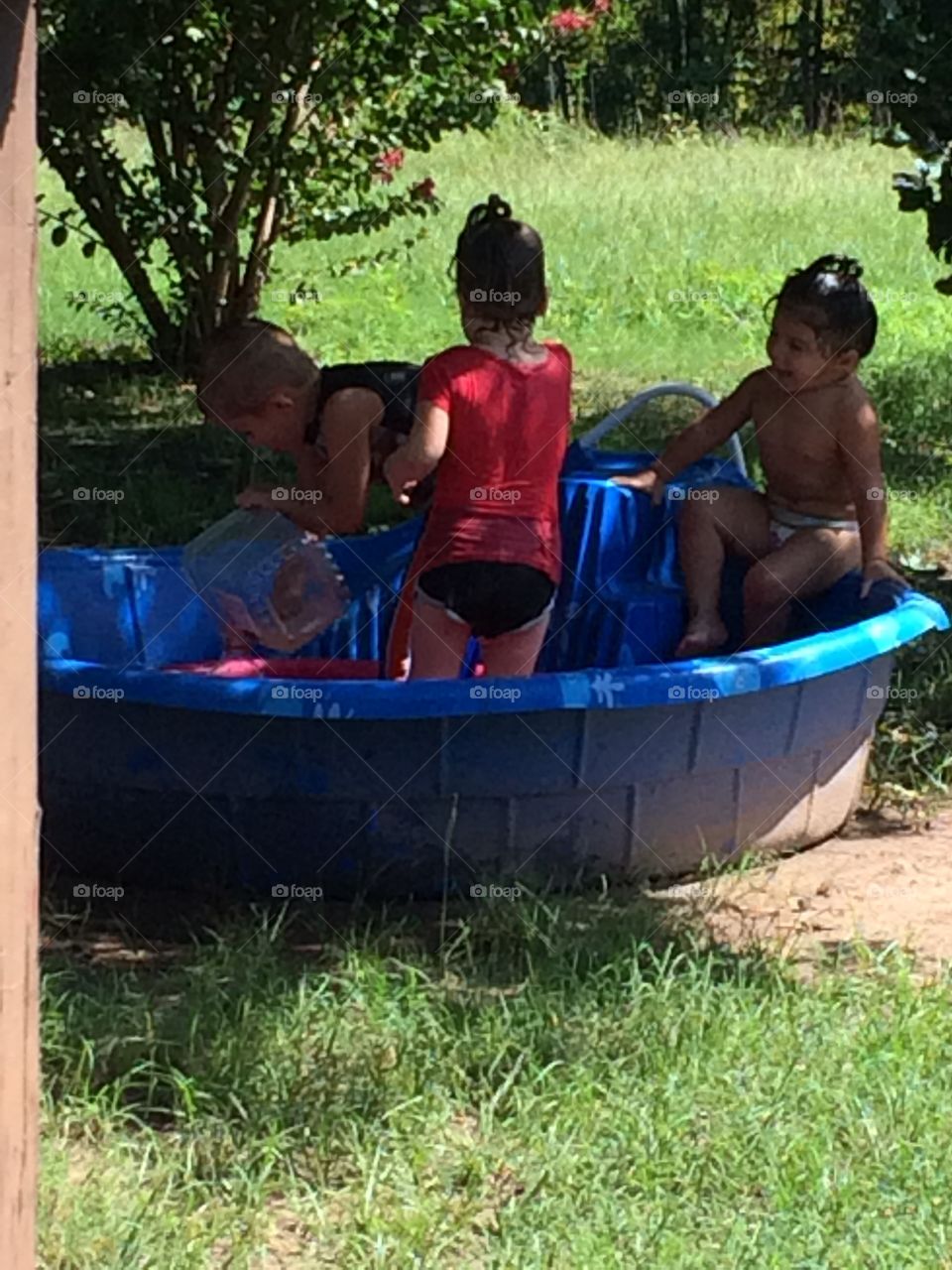 Kiddos water fun 