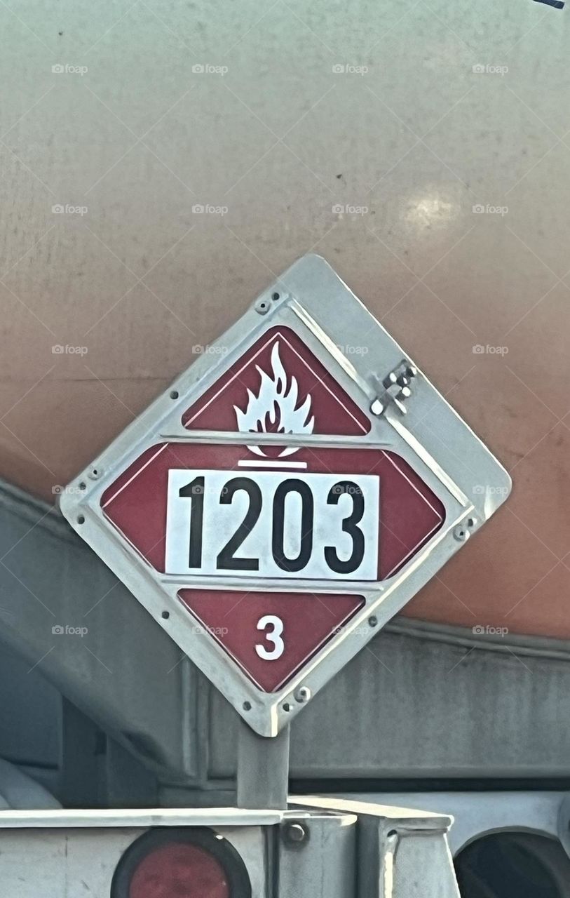 UN 1203 Flammable Liquid Placard 