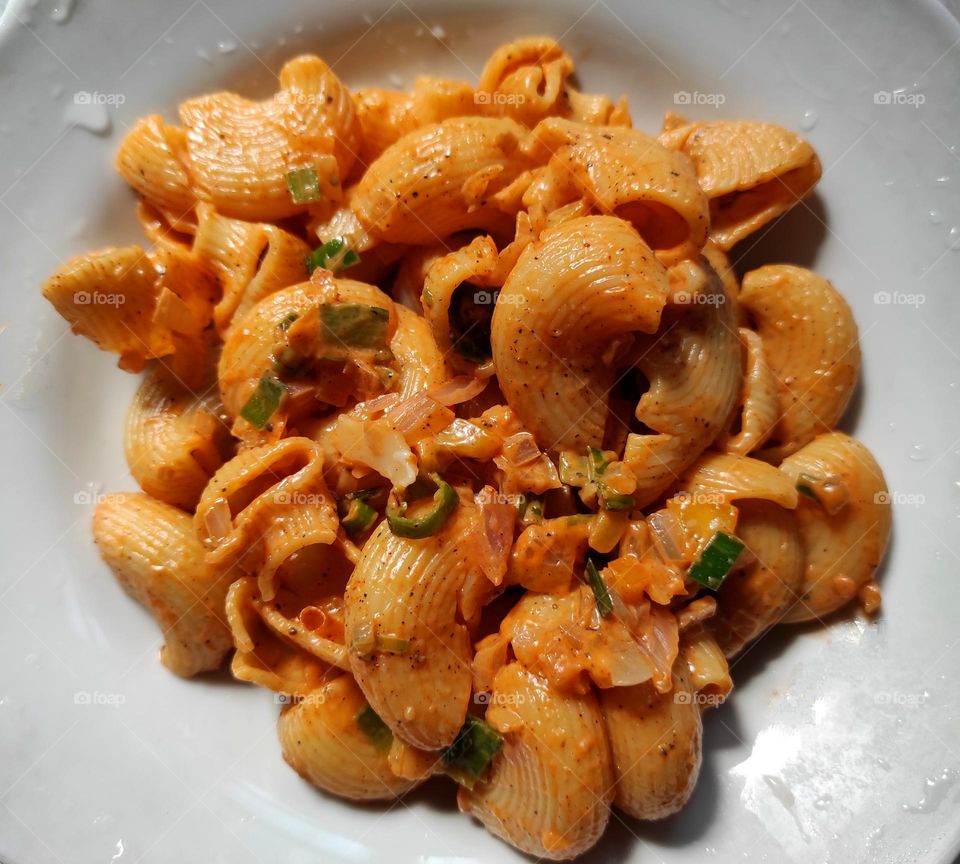 Pink source pasta 😋