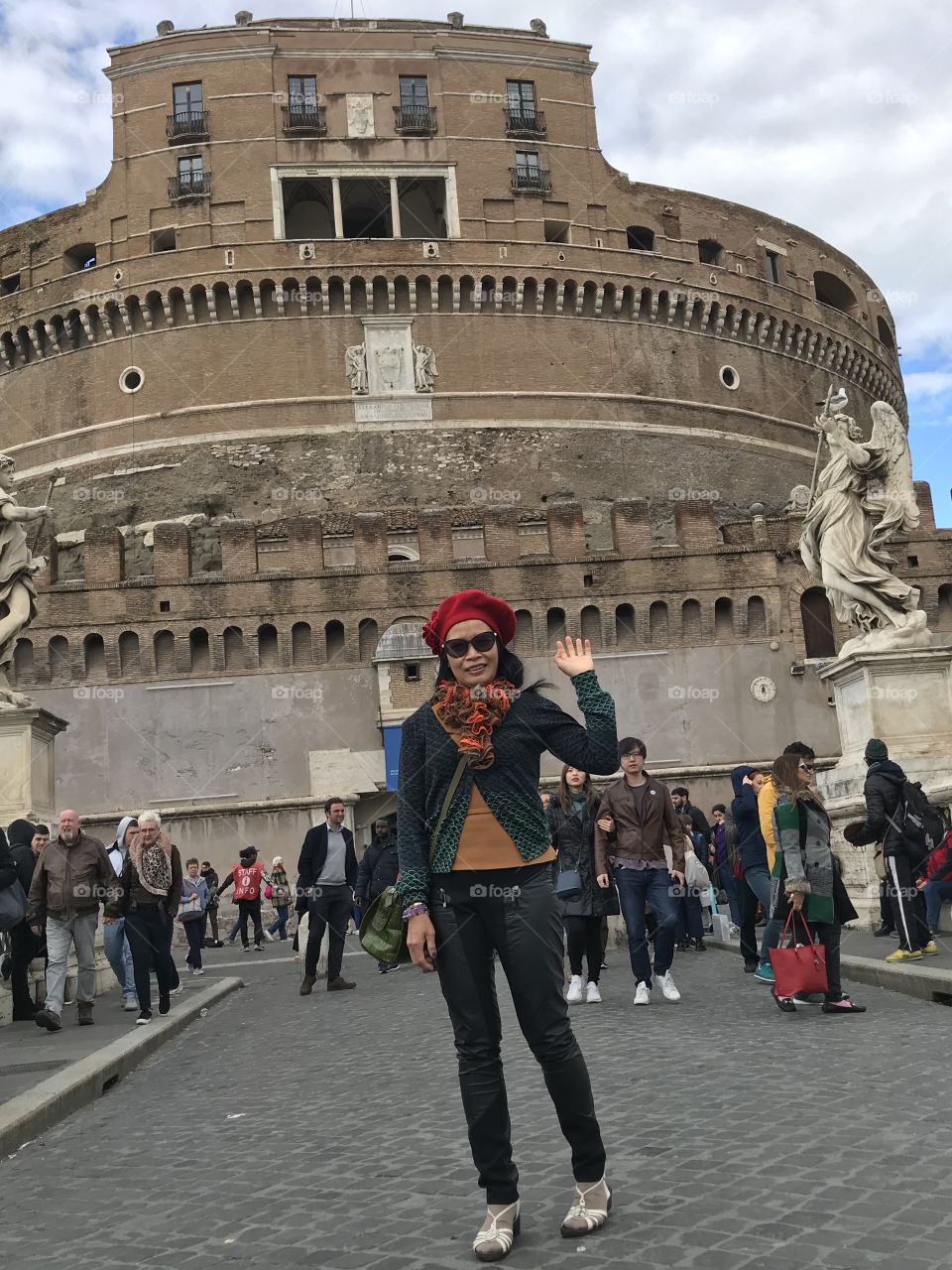Smile with the view of the Castel Sant’ Angelo in Rome Italy 🇮🇹