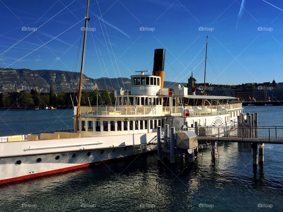 Paddle steamer on Geneva Lake