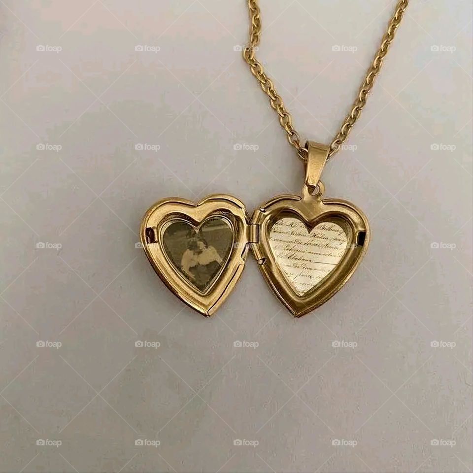 A very beautiful picture, and there is no better picture than it. There is no better picture of green herbs and colorful, red and white roses than it. Glory be to God, the natural and picturesque view, and there is no more