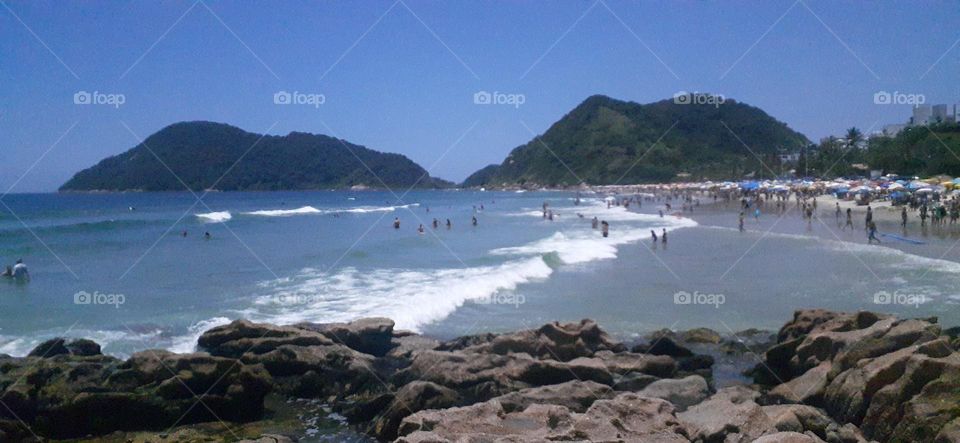 Wonderful Guarujá,  Tombo beach