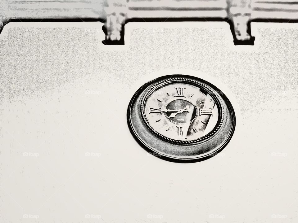 A wall clock in the shape of a drawing 2