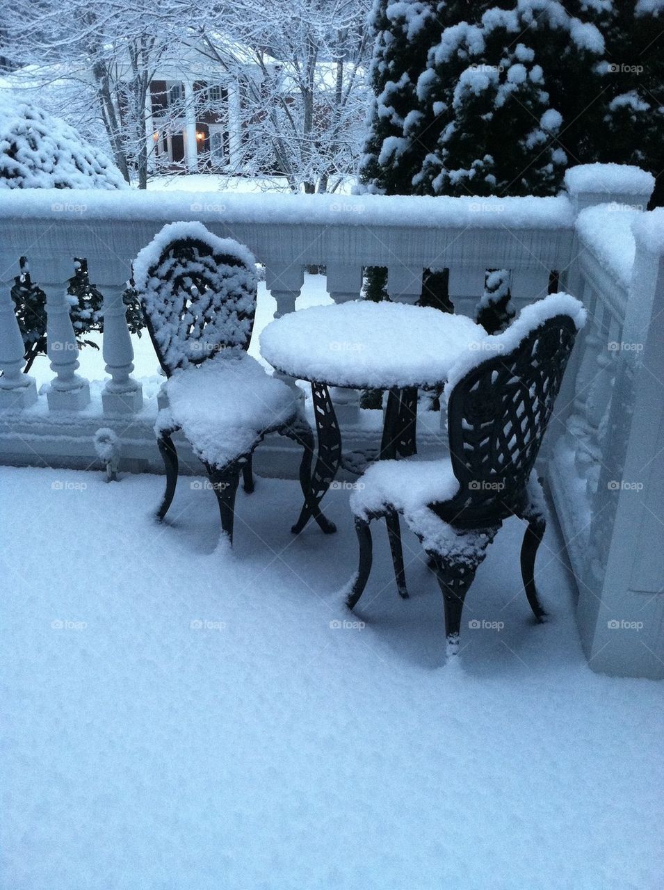 Snow Table