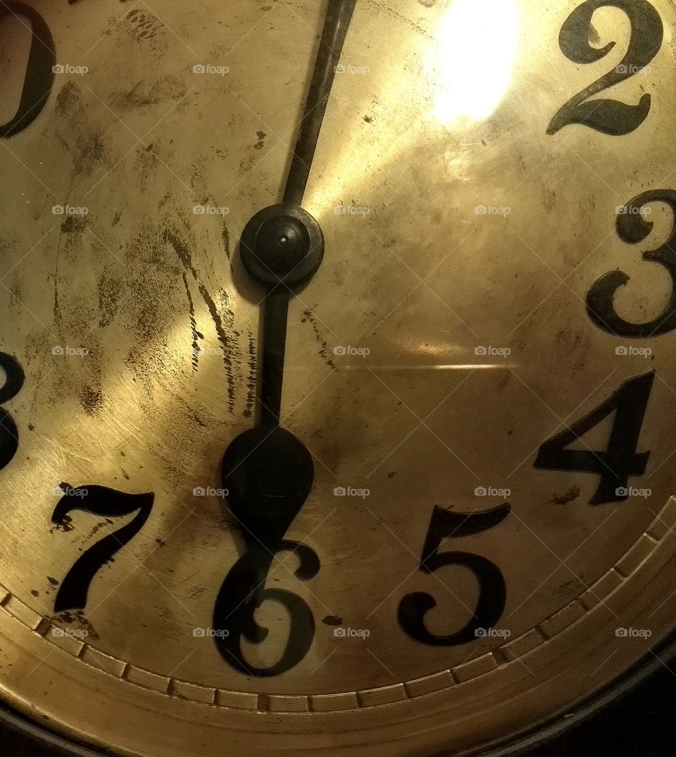 old golden clock