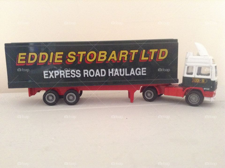 Cool Eddid Stobart Lorry. Such a cool Lorry