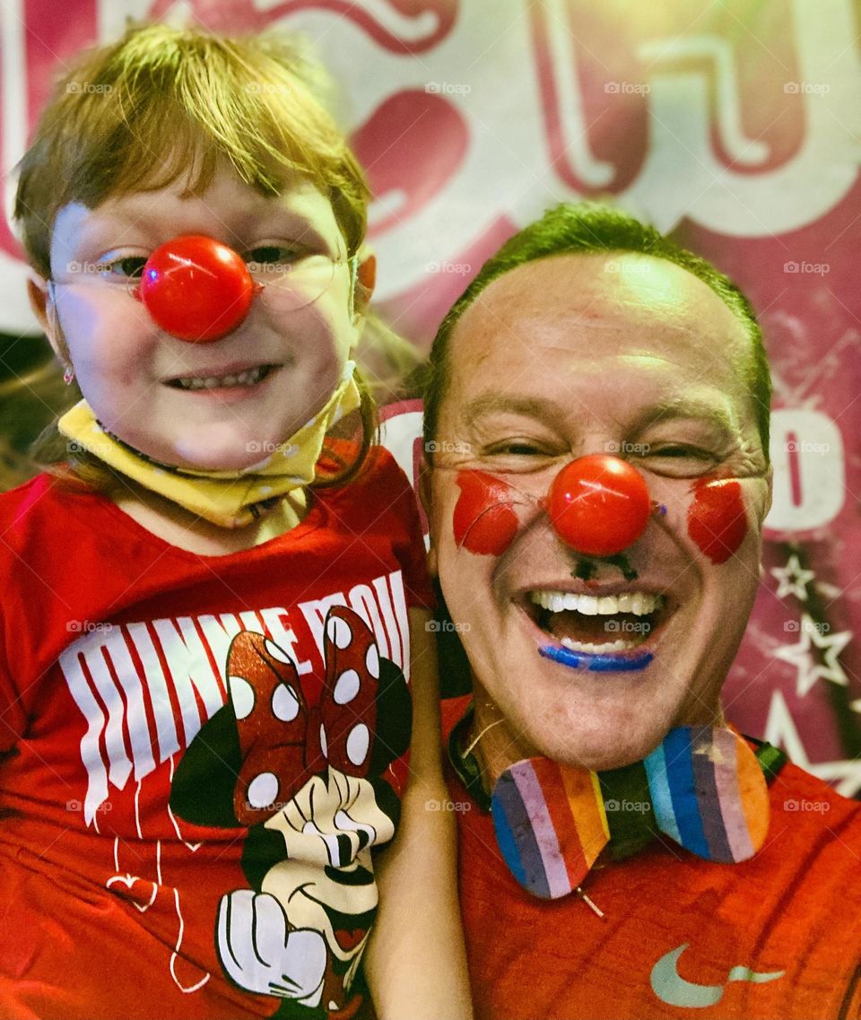 Our selfie dressed as clowns!  My daughter Estela looked beautiful with her red nose… / Nossa selfie fantasiados de palhaços! Minha filha Estela ficou lindo com o nariz vermelho…