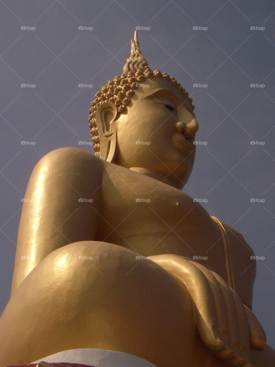 statue gold thailand buddha by gnagulf