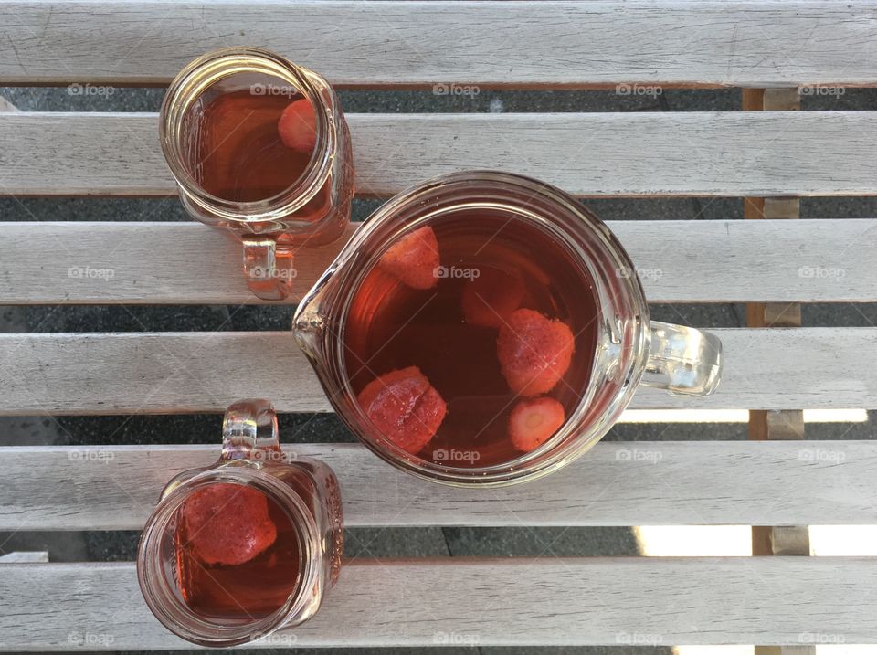 Some refreshing iced cold tea!