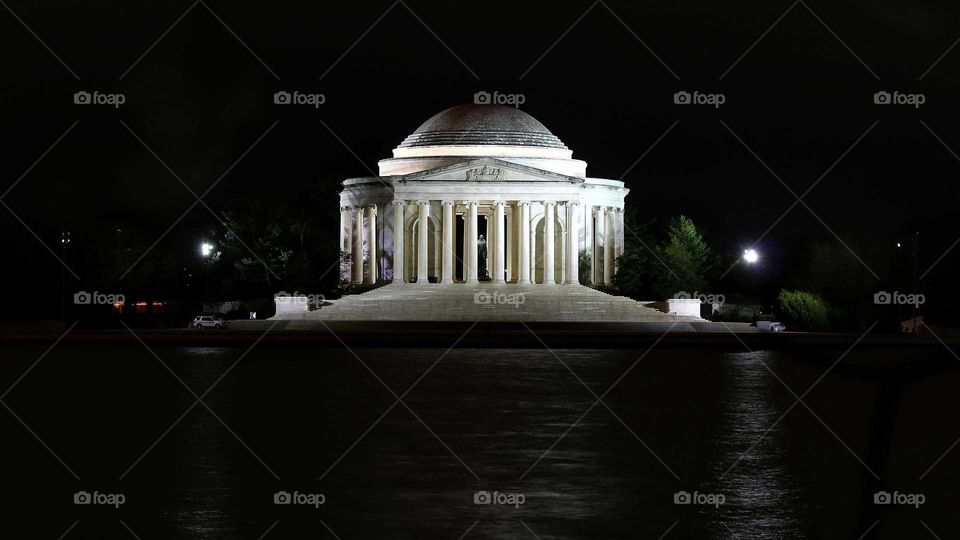 Jefferson Memorial just before Daybreak
