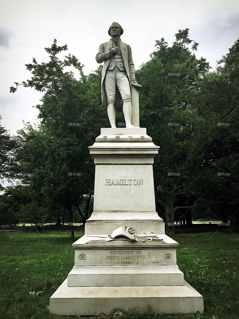Alexander Hamilton Statue, Central Park, New York City. Instagram,@PennyPeronto