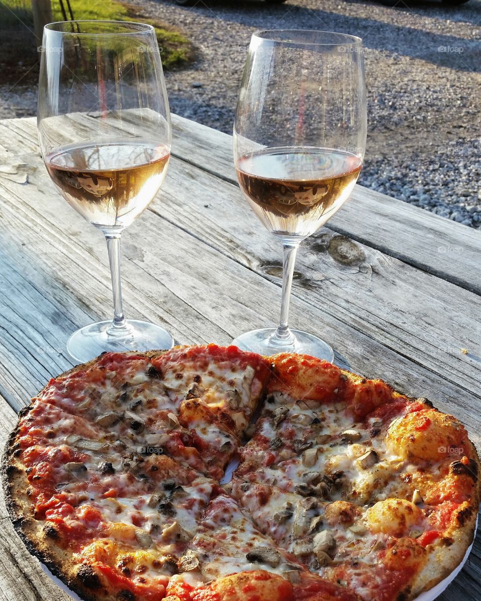 Pizza and Wine at Basignani Winery