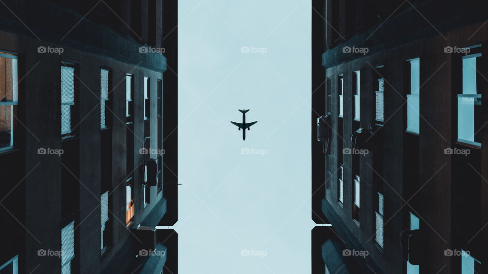 Prédios e aviões