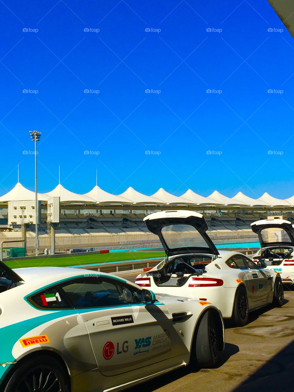 Cars in Abu Dhabi. 