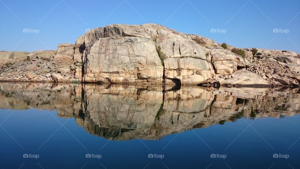 Rock reflection in the sea