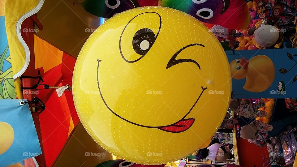 Smiling Face - Yellow Ball