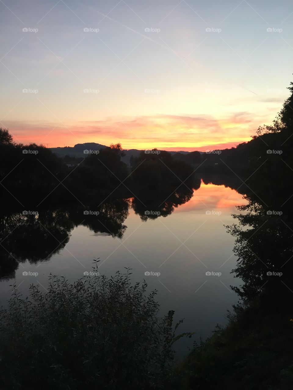 Sunset on the river 