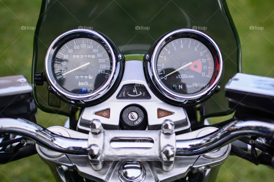 instrument gauge on kawasaki zephyr vintage motorcycle