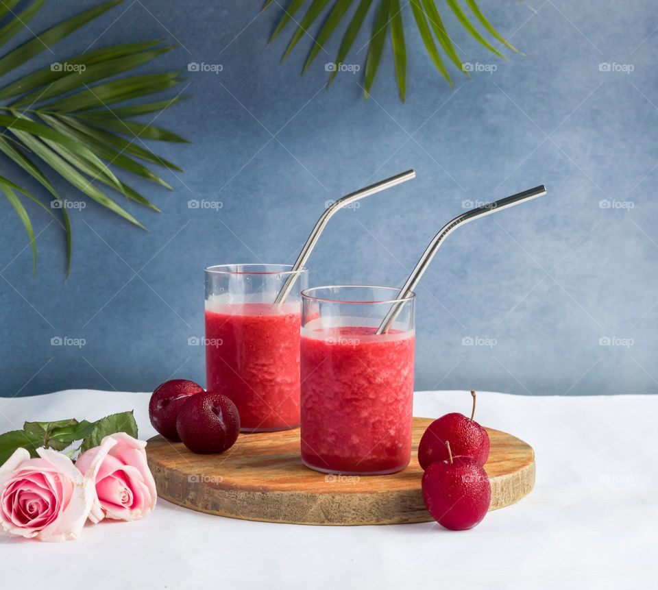 Viva Magenta color of the year 2023.