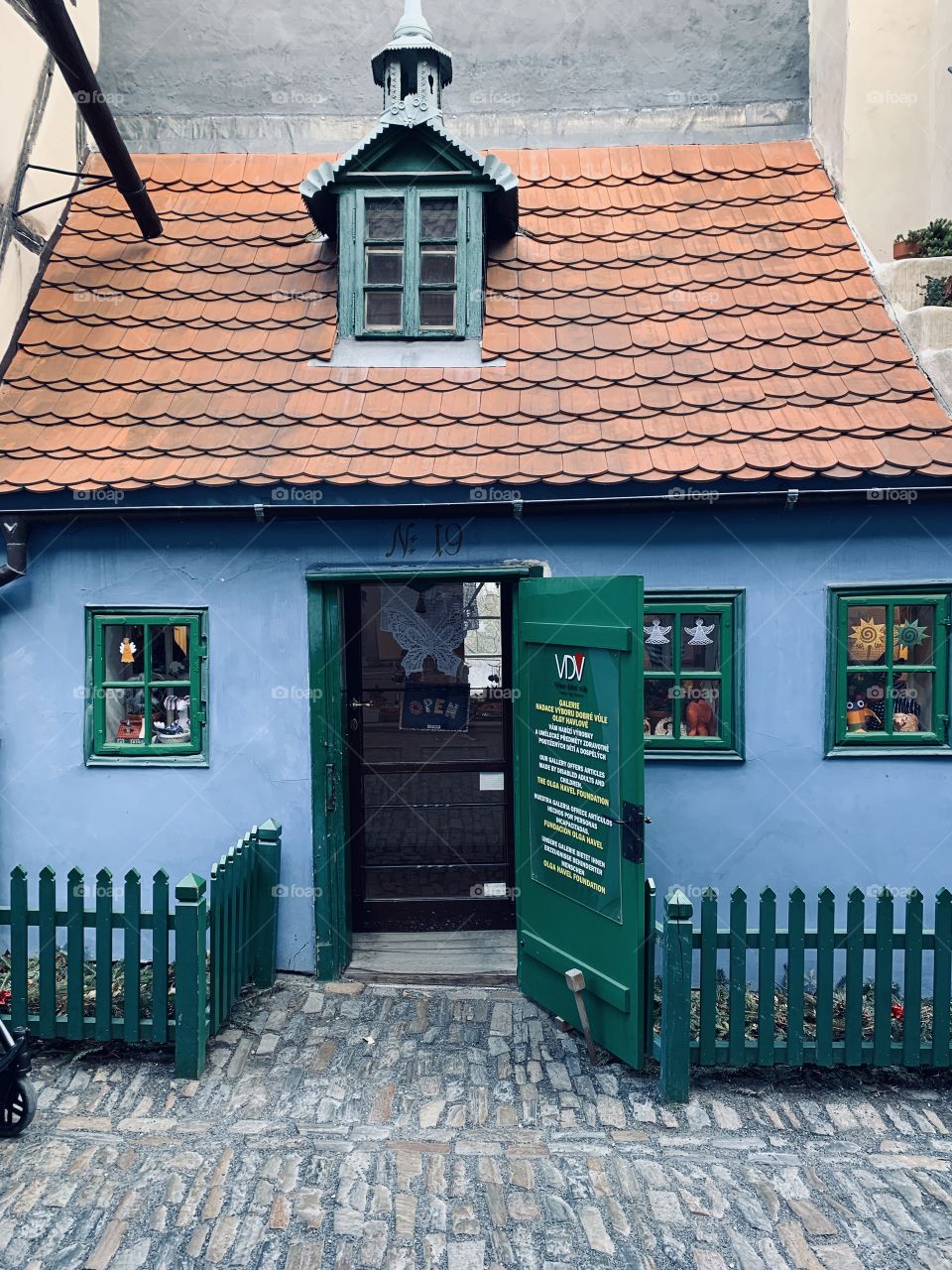 Blue little hut in the center of Prague. 