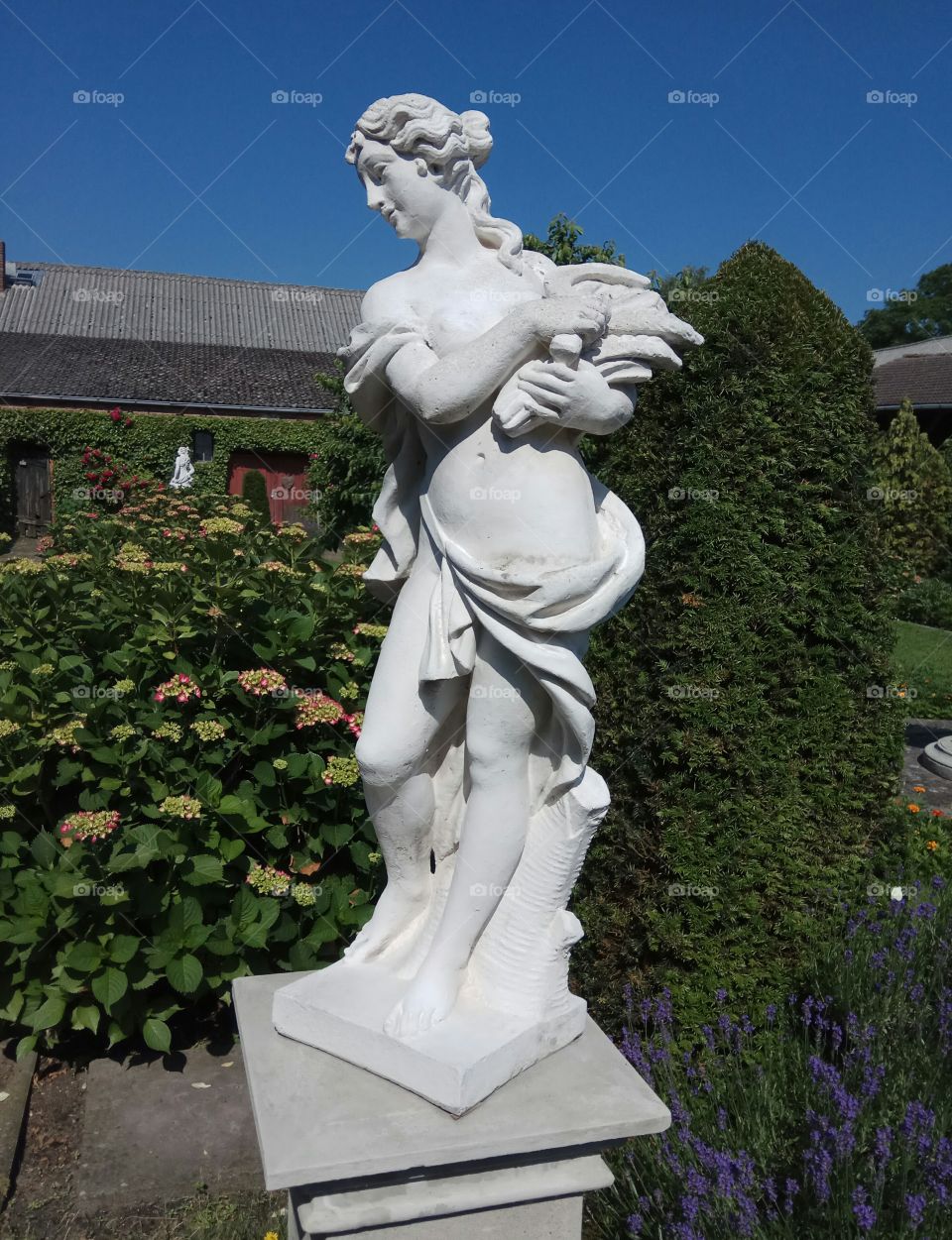 woman statue