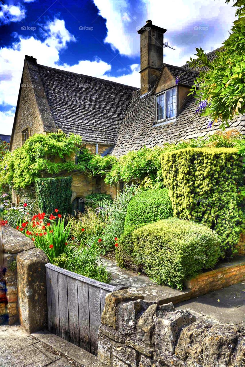 Cottage. Cotswolds