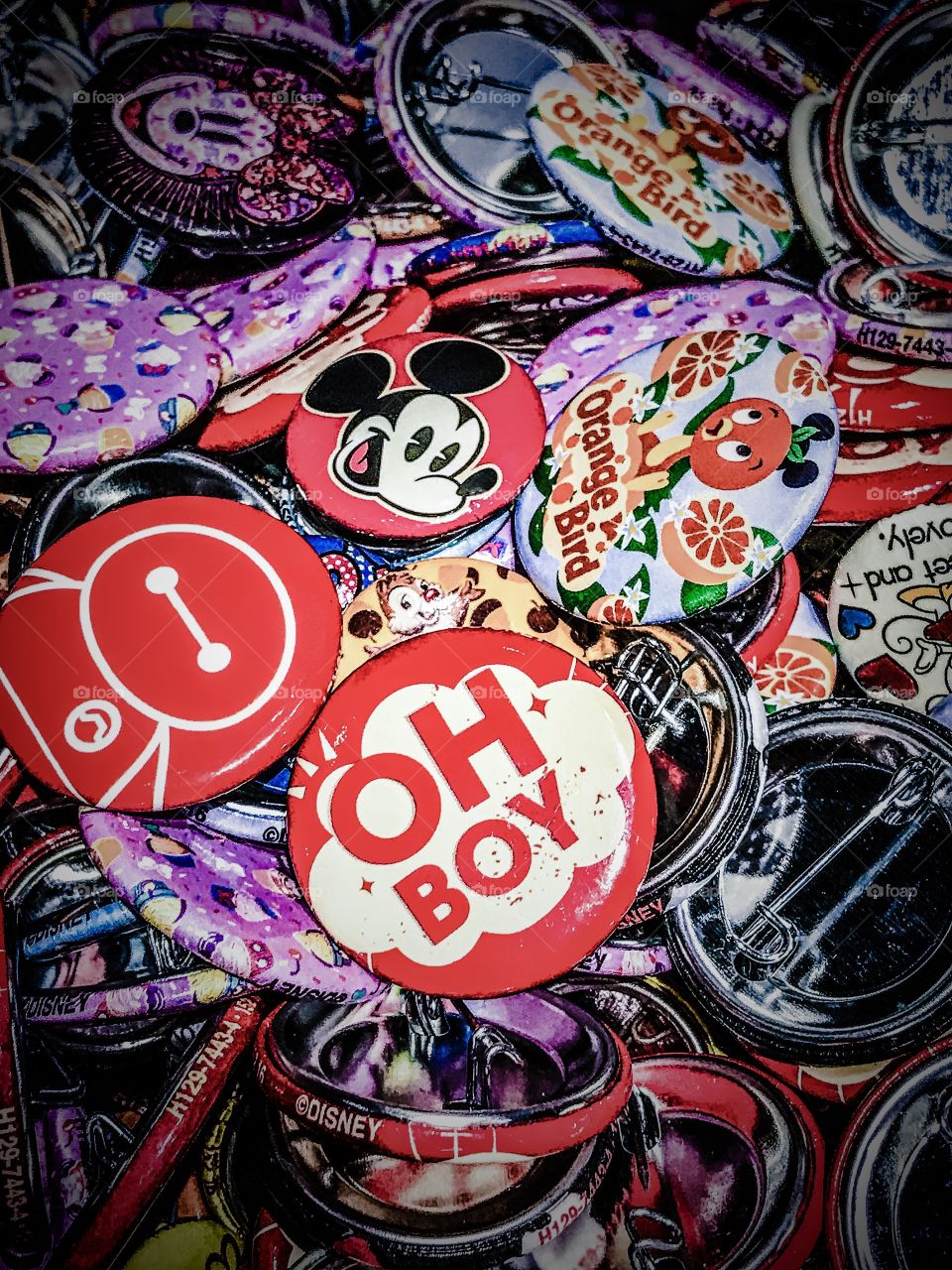 Buttons, buttons, buttons. 