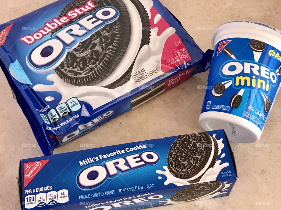 Oreo mini double stuf in package flat lay 