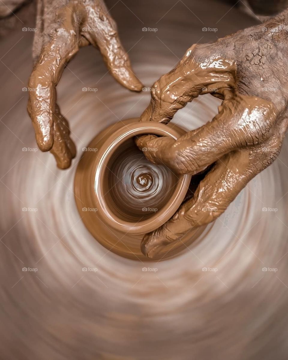 Method of making pottery