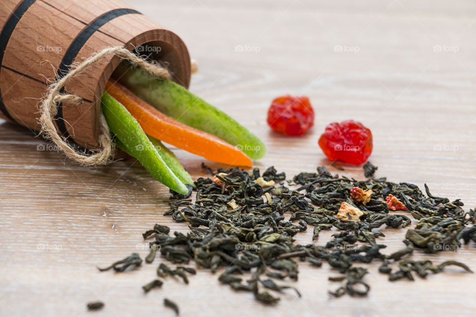 green tea with fruits